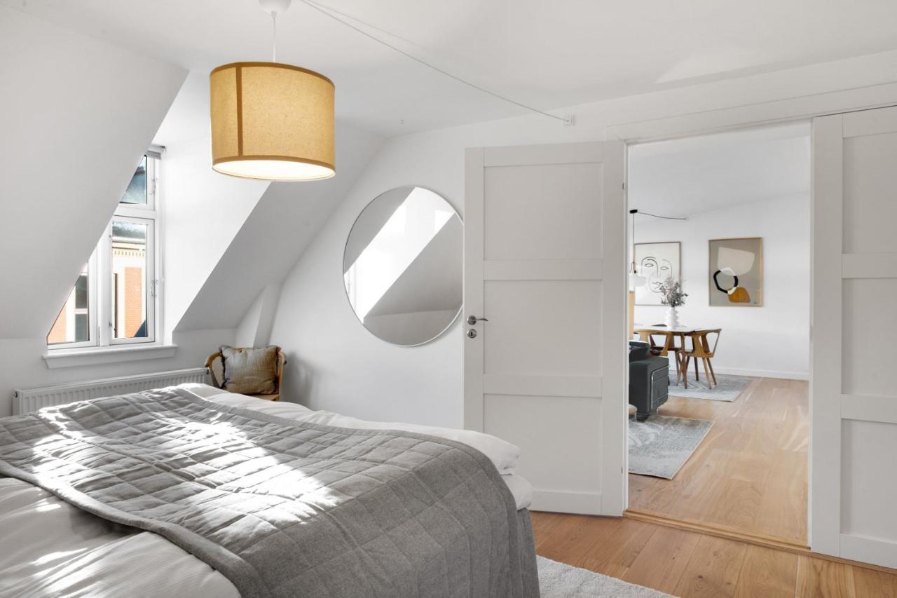Appartement Sanders Leaves - Precious Two-bedroom Penthouse In Downtown Copenhague